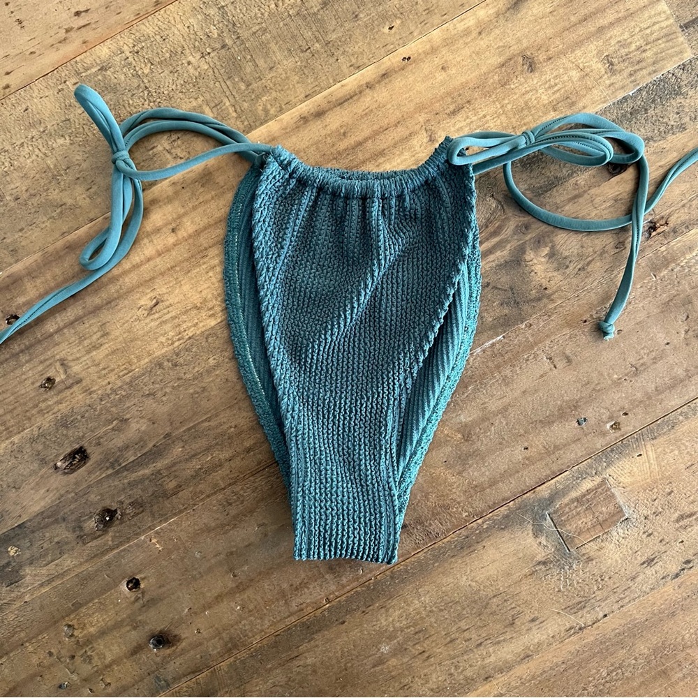 SKATIE - sz S - never worn